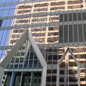 Montreal v zrkadle