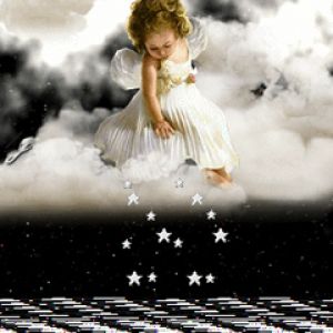 Anjo nas Nuvens