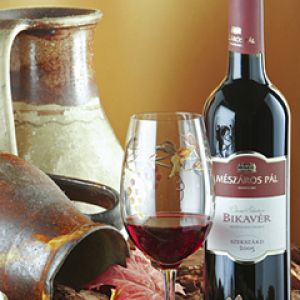 Vinho Tinto e Copo