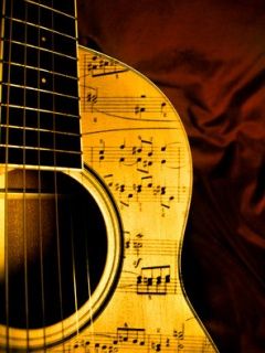 Violão com Notas Musicais