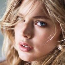 Retrato deslumbrante de uma modelo