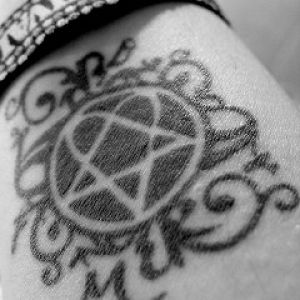 Design Intricado de Tatuagem de Pentagrama