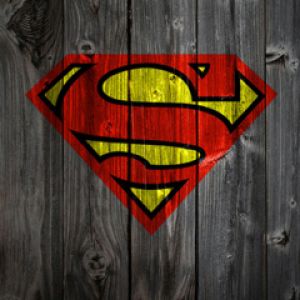 Logotipo do Superman em Madeira