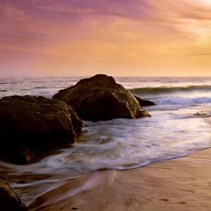 Pôr do Sol Sereno sobre o Oceano