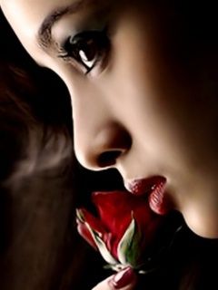 Linda Menina com Rosa