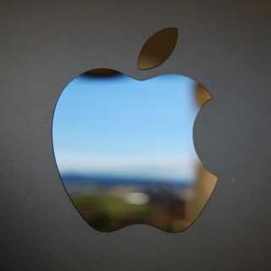 Reflexão do Logo da Apple