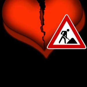 Coração Quebrado com Sinal de Cuidado