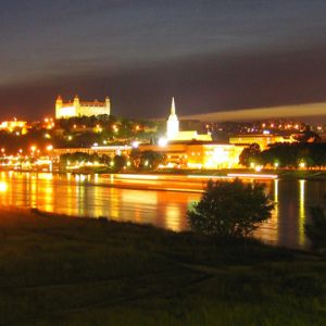 Horizonte Noturno de Bratislava