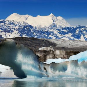 Icebergs e Montanhas Majestosos