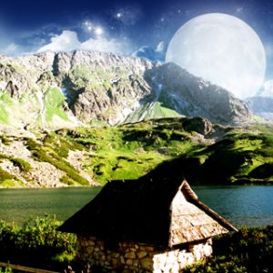 Lago da Montanha com Lua