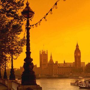Pôr do sol em Londres sobre Big Ben
