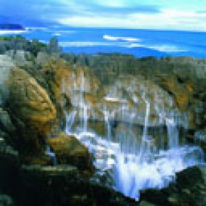 Linda Cascata Oceânica