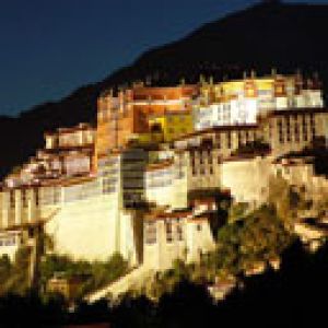 Palácio Potala à Noite