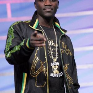 Akon Performance Estilosa