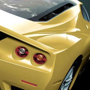 Carro Esportivo Amarelo Elegante