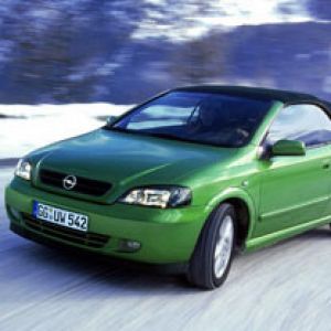 Opel Astra Conversível Verde
