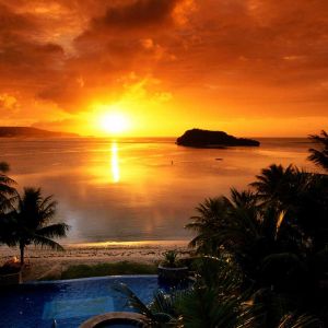 Deslumbrante Pôr do Sol Sobre o Oceano