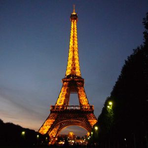 Torre Eiffel à Noite