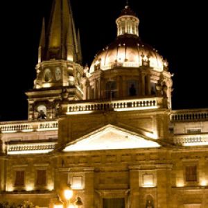 Edifício Histórico Iluminado