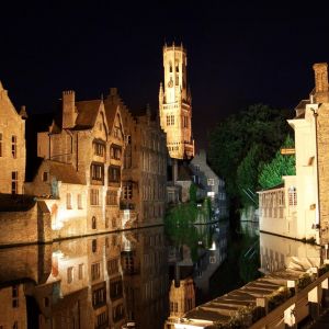 Reflexo Noturno de Bruges