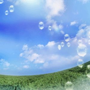 Céu Azul com Nuvens e Gotas