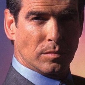 Retrato de Pierce Brosnan