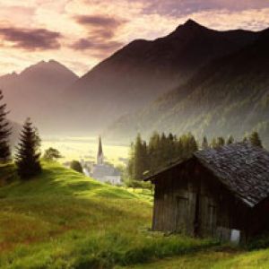 Paisagem Montanhosa Serena
