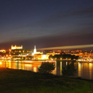 Horizonte Noturno de Bratislava