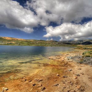 Paisagem de Lago Sereno