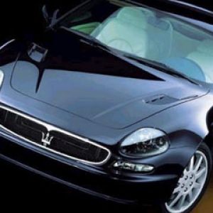Carro esportivo Maserati