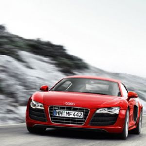 Carro Esportivo Audi R8 Vermelho