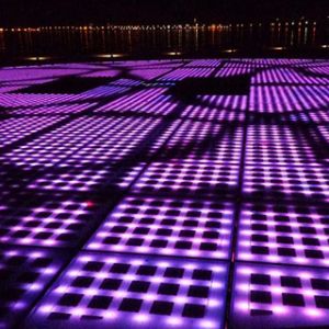 Padrões de Luz Roxa Vibrantes