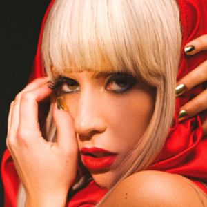 Retrato Glamouroso de uma Mulher