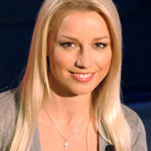 Linda Mulher Loira