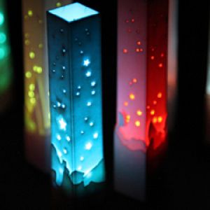 Pilares de Luz Coloridos