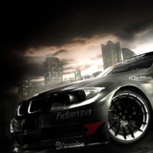 Carro de Corrida BMW na Noite Urbana