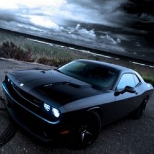 Dodge Challenger Preto