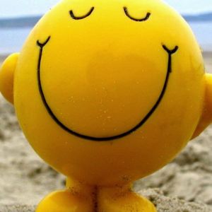 Rosto Sorridente Feliz
