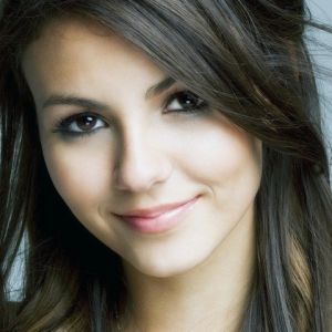 Jovem Mulher Encantadora