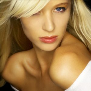 Deslumbrante Beleza Loira