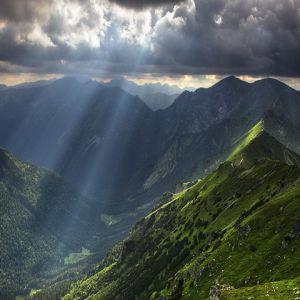 Paisagem montanhosa majestosa