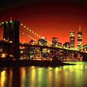 Vista noturna da Ponte do Brooklyn