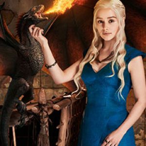 Daenerys Targaryen e Dragão