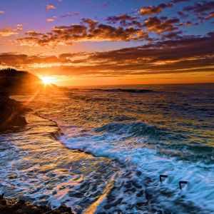 Deslumbrante Pôr do Sol Sobre o Oceano