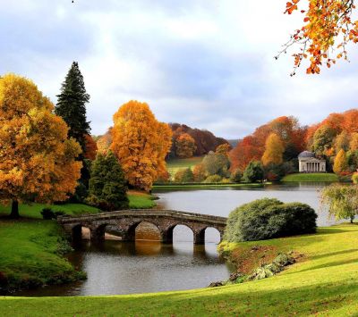 Paisagem de Outono com Ponte