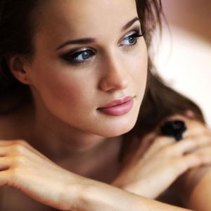 Retrato Elegante de uma Mulher