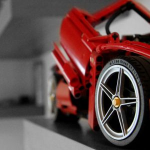 Modelo de Carro Esportivo Vermelho