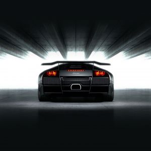 Carro Esportivo Preto Elegante