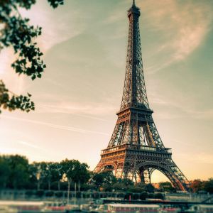 Torre Eiffel ao Pôr do Sol