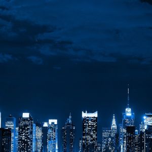 Skyline da Cidade Azul à Noite